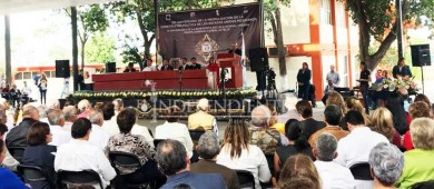 Conmemoran el 102 aniversario de la Constitución Mexicana y 75 años de la BENU