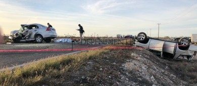 2 muertos en la Transpeninsular Vizcaíno  - Santa Rosalía tras impacto automovilístico