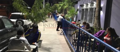 Acampan afuera del Guaycura para conseguir boletos del Chivas - América