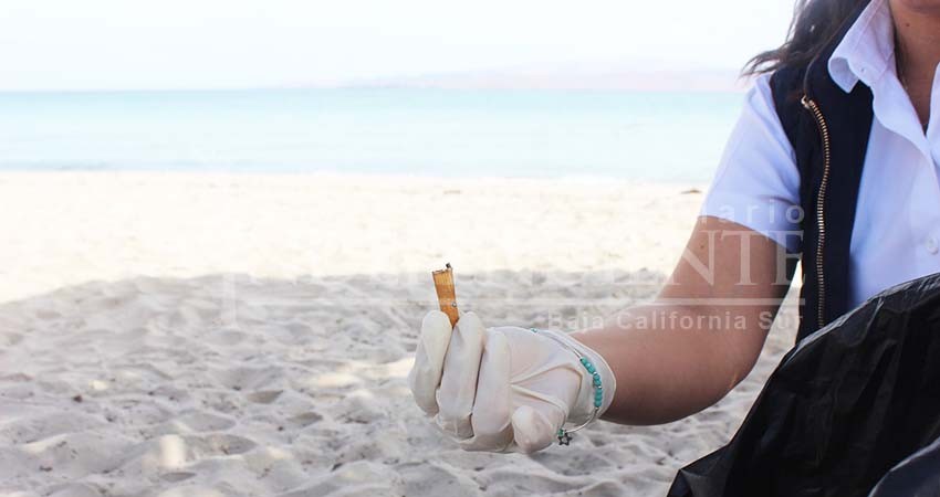 Pide la SSA que vacacionistas no tiren colillas de cigarro en playas en BCS