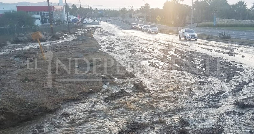 Por fuga de agua, suspendieron el servicio en CSL