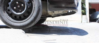 Innecesario que pretendan gastar en renta de vehículos; mejor que arreglen las calles