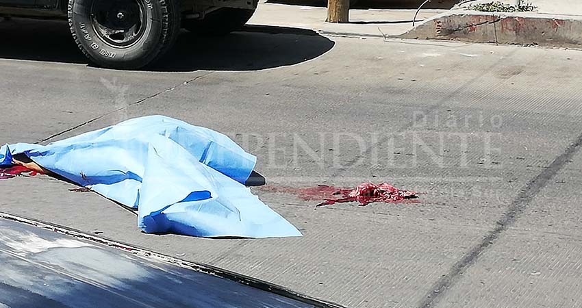 Murió aplastado por un camión cisterna en calles de Cabo San Lucas