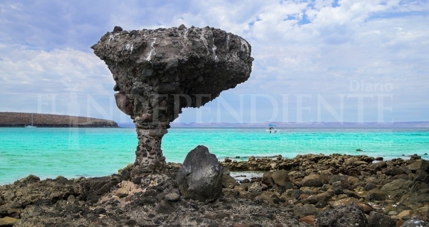 Nombran a Playa Balandra como la más bonita del mundo