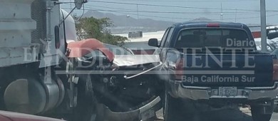 Terrible accidente en carambola de 11 carros en CSL