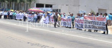 No a la liberación del transporte, piden transportistas de BCS a AMLO