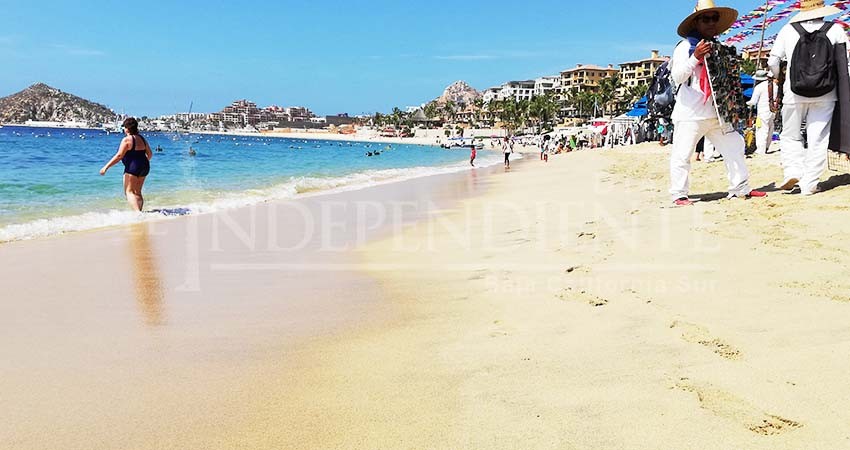 Le pinta bien el verano a los restauranteros de Playa El Médano