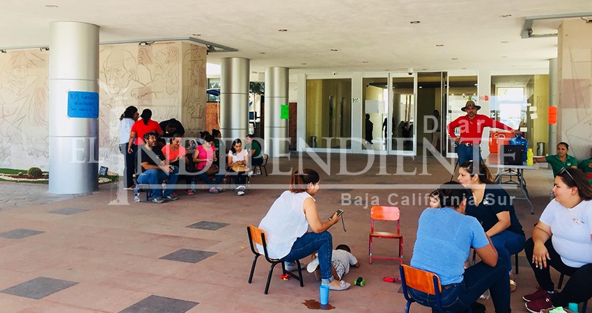 Falta de voluntad del gobierno de BCS atrasa pagos a trabajadores del CENDI 