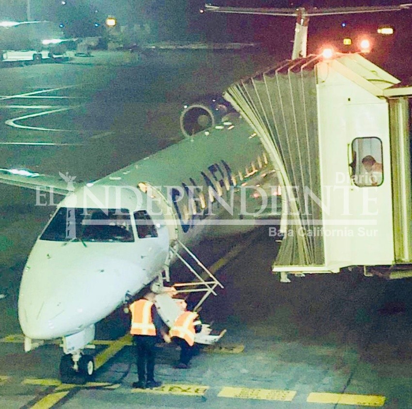 Lo vuelve a hacer CALAFIA Airlines; deja varados a pasajeros de La Paz y Guadalajara