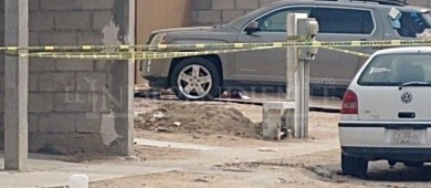 Asesinan a un hombre afuera de su casa en Península Sur