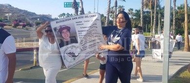 Realizan manifestación por la paz y desaparecidos en Los Cabos