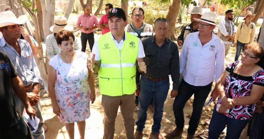 Recorre el alcalde de La Paz las zonas rurales afectadas por “Lorena”