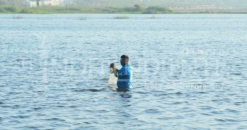 Reportan a ciudadanos pescando ilegalmente en el Estero de San José del Cabo