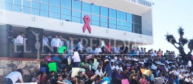 Ciudadanos se manifiestan a favor de la Ley de Movilidad