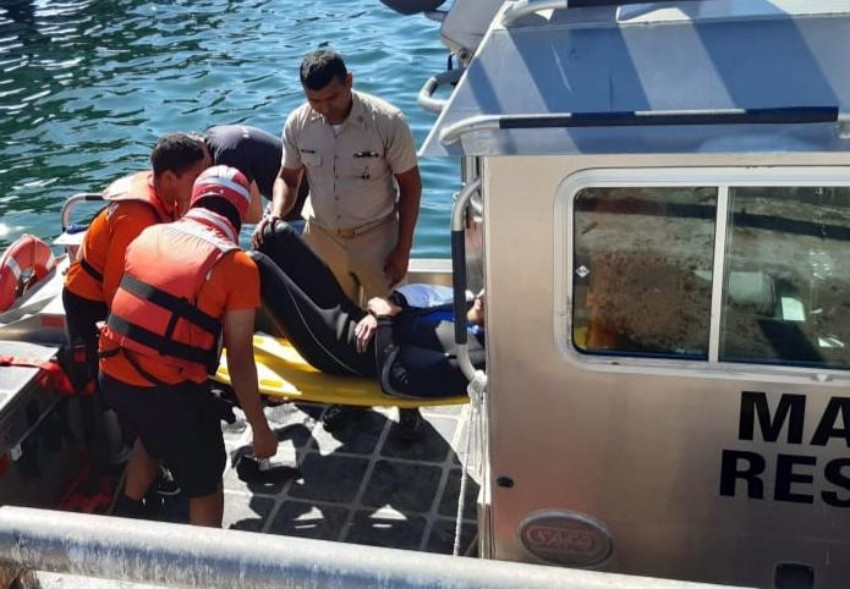 Tiburón muerde a turista mientras buceaba 