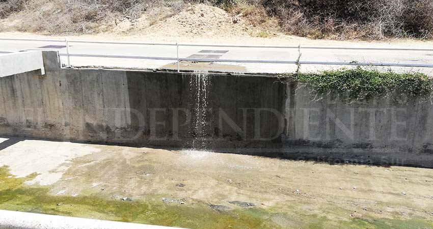 Contaminado el canal pluvial de Miramar con aguas negras  