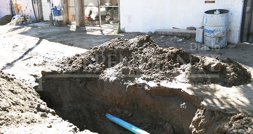 Masiva fuga de agua potable en colonia Los Venados de CSL