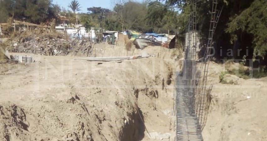 Realizan construcciones sin permiso en arroyo: denuncia activista