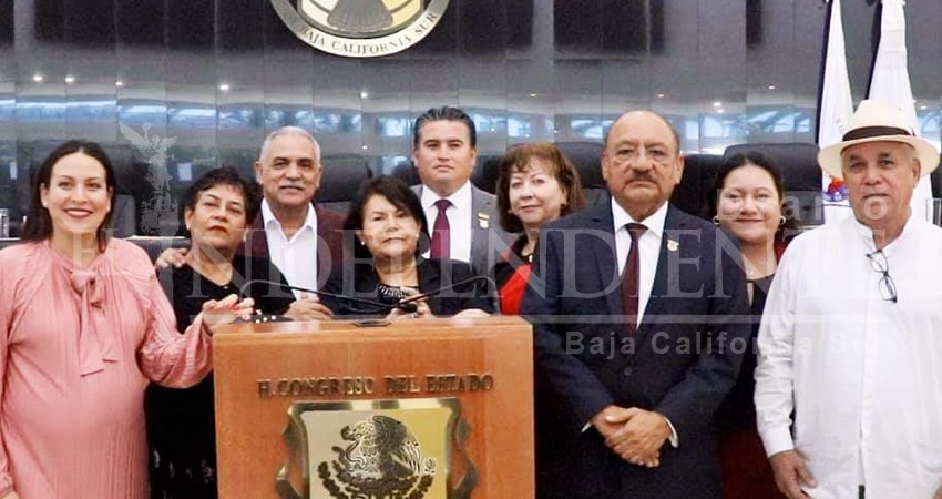 ¡Que el Gobernador Mendoza saque las manos del Congreso!: Morena