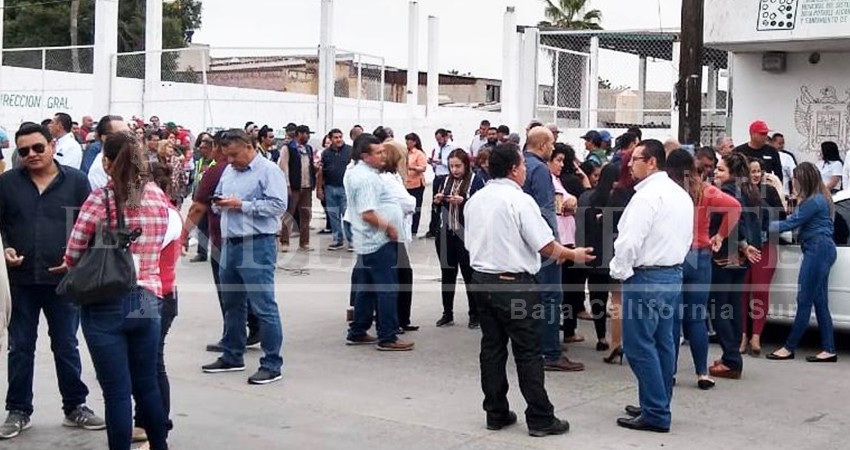 “¡Transformación de Cuarta!”: Sindicalizados exigen al alcalde remociones en SAPA La Paz