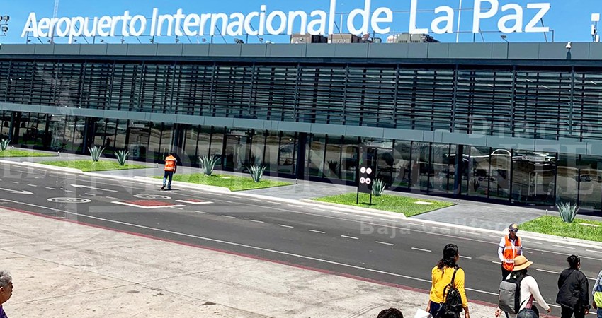 Vuelos en aeropuertos de BCS ser podrían normalizar hasta finales de abril