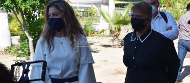 Se topan diputados con el Congreso cerrado tras "volver" a sesionar