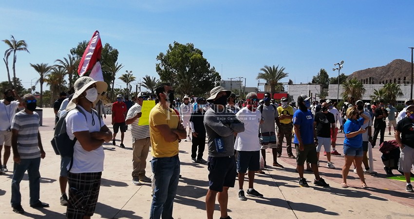 Intensa protesta en busca de autorizar actividades de turismo náutico en CSL