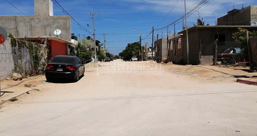 Desesperante sequía en colonia Mesa Colorada por falta de agua potable