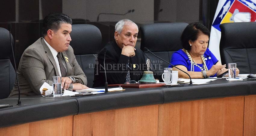 Gobernador Mendoza amplió controversias contra el Congreso BCS ante SCJN