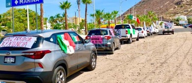 De nuevo marchan en La Paz para exigir la renuncia de AMLO