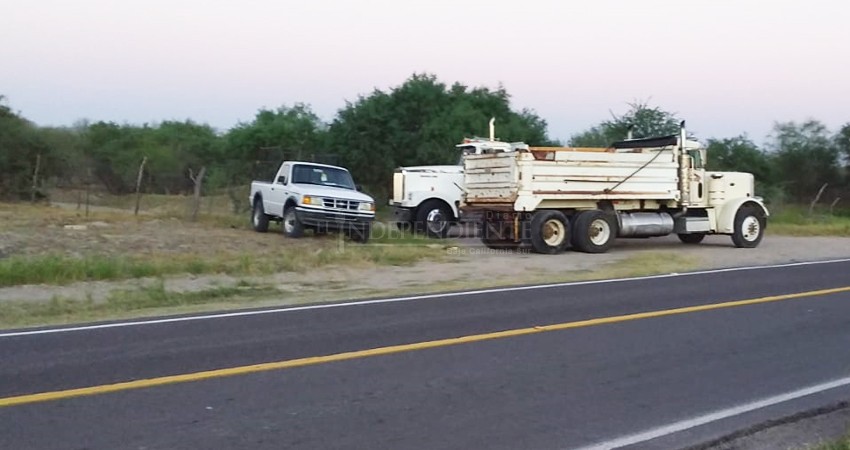 Contratan empresa para limpiar arroyo Las Pocitas, pero “ni sus luces”, acusan lugareños