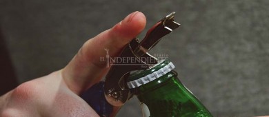 “Pistean” en la calle, debido al límite de aforo en negocios de Los Cabos