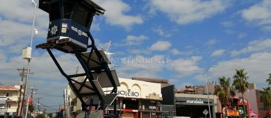 “Pistean” en la calle, debido al límite de aforo en negocios de Los Cabos