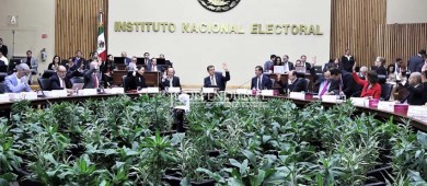 PAN en BCS seguirá impulsando trabajo político de hombres y mujeres: Rochín