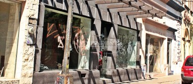 Continúa la debacle comercial del centro de La Paz