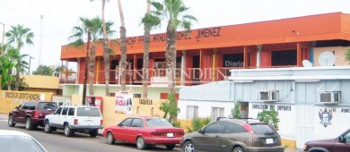 Acusan a Gobierno de BCS de querer "privatizar" cancha Manuel Gómez Jiménez 