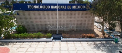 Causa revuelo en sociedad polémica entre maestra, alumnos y director del TEC La Paz