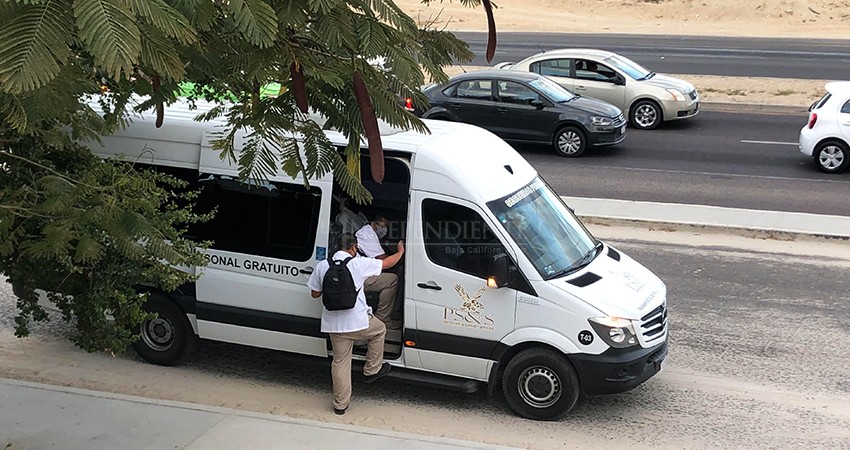 No cesan las denuncias por aglomeraciones en el transporte público y de personal