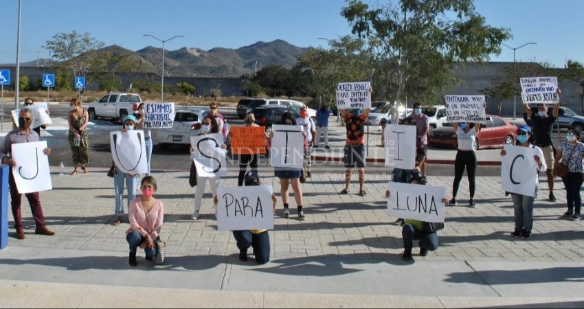 Exigen justicia para “Luna”, la perrita que fue enterrada viva 