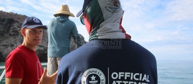 “El Hombre que no respira” impone récord Guinness en Balandra
