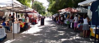 Protestan contra el Ayto locatarios del Mercado Orgánico por dejarlos sin trabajo