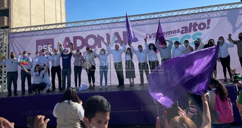 “Vamos a defender la vida y a la familia en el Congreso”: Adonaí Carreón 