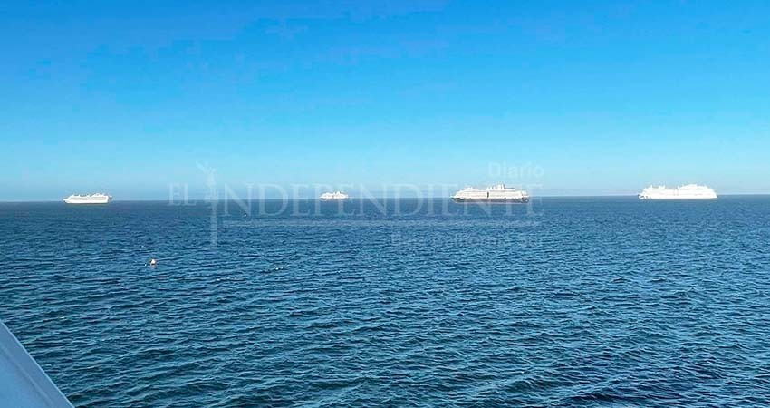 Cruceros de la bahía de La Paz, entre denuncias por contaminación y muertes por COVID