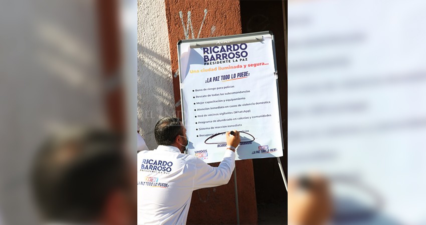 En seguridad compromete Ricardo Barroso iluminación, video vigilancia y recuperar el orgullo de ser policía