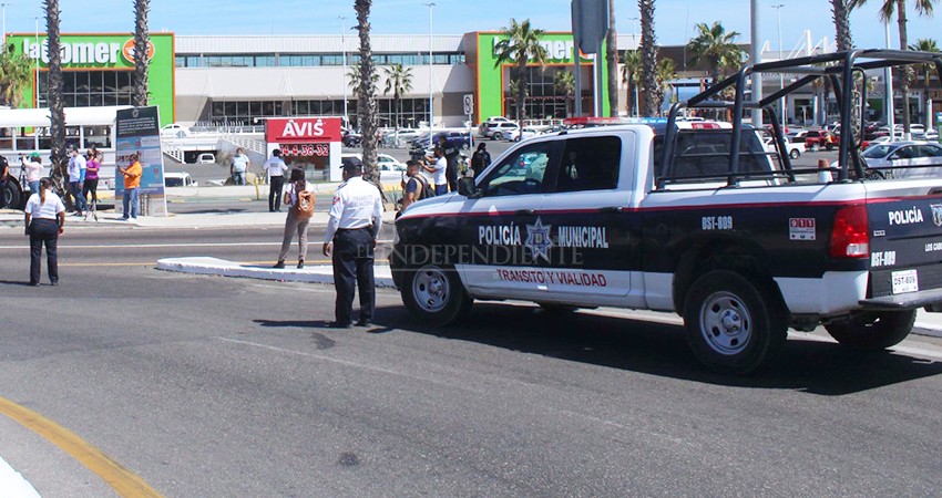 Con perifoneo, autoridades estatales piden quedarse en casa; advierten sobre sanciones