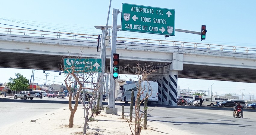 Puente Leona Vicario: Historia de caos vial desde su construcción