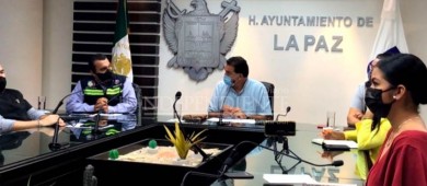 Decretan en La Paz cierre total de playas; alcohol hasta las 5 pm