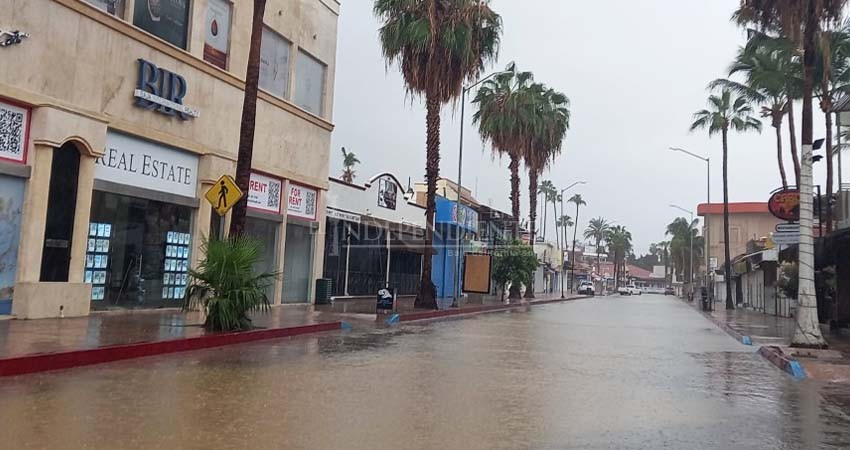 Colapsa Los Cabos ante lluvias de Kevin 