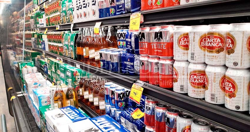En Los Cabos hay casi 2,400 licencias de alcohol, más del 50 % en CSL