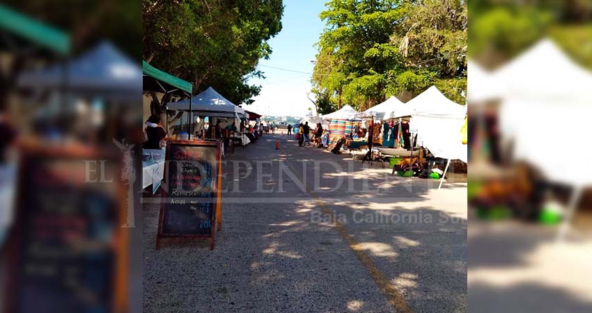 Piden al nuevo Ayto La Paz poner orden en el Mercadito Orgánico de la calle Rosales